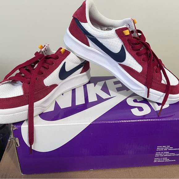 Jordan SB Adversary Burgundy and White Sneakers men’s 7.5. Women’s 9 - Picture 3 of 3